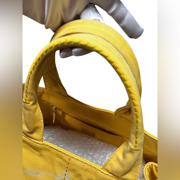 15-16 Prada Canapa Tote Ananas, (Med Size) - Picture 4 of 15